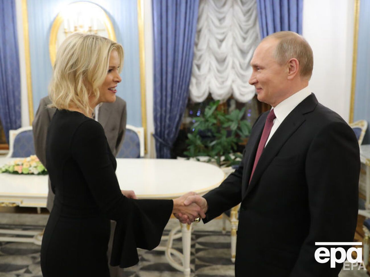 Келли приезжала в РФ, где брала интервью у Путина