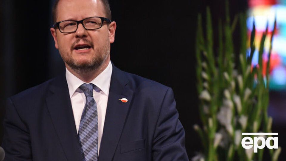 Адамовичу було 53 роки