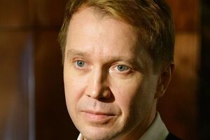 Миронов не доверяет заботу о сыне третьим лицам – СМИ