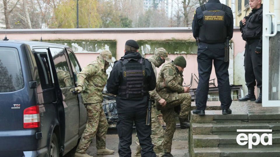 Моряків захопили 25 листопада 2018 року