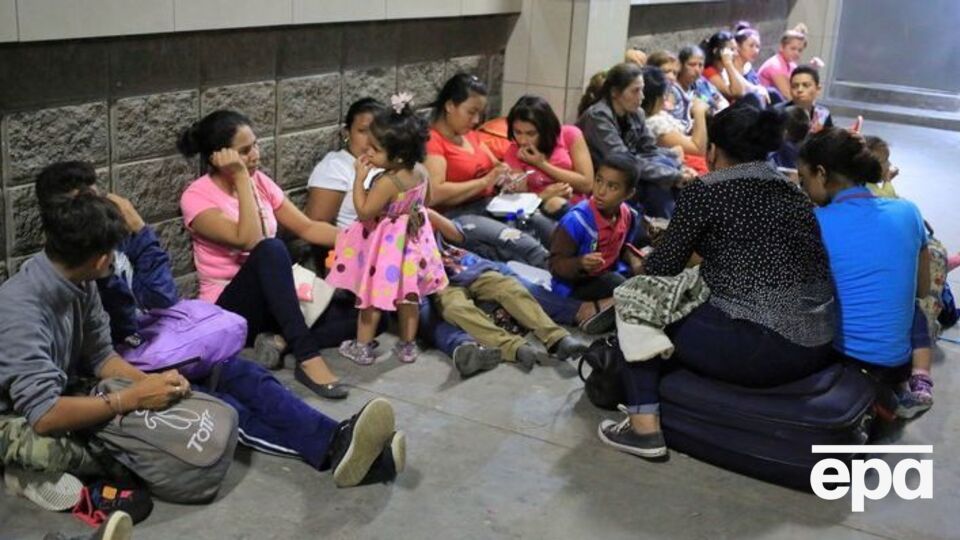 Мігранти мріють знайти роботу у США