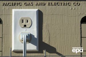 14 січня акції Pacific Gas and Electric впали на 52%