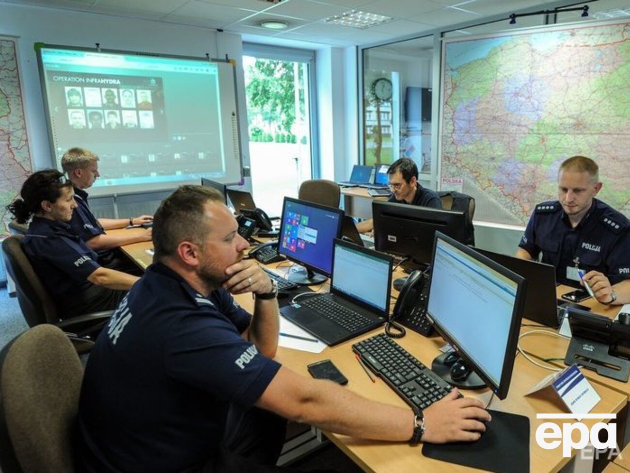 Полицейские вычислили адрес звонившего