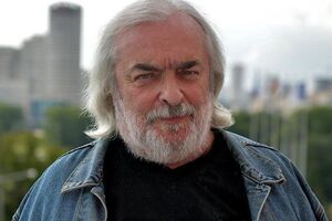 Яковлевский: Майдан у нас невозможен. Не стоит экстраполировать украинскую ментальность на Беларусь. У нас своя специфика, которая уже привела к российскому влиянию во всех структурах власти. Бархатная оккупация Беларуси со стороны РФ идет давно