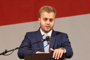 Усов: Передвиборча лихоманка сильно загострюється