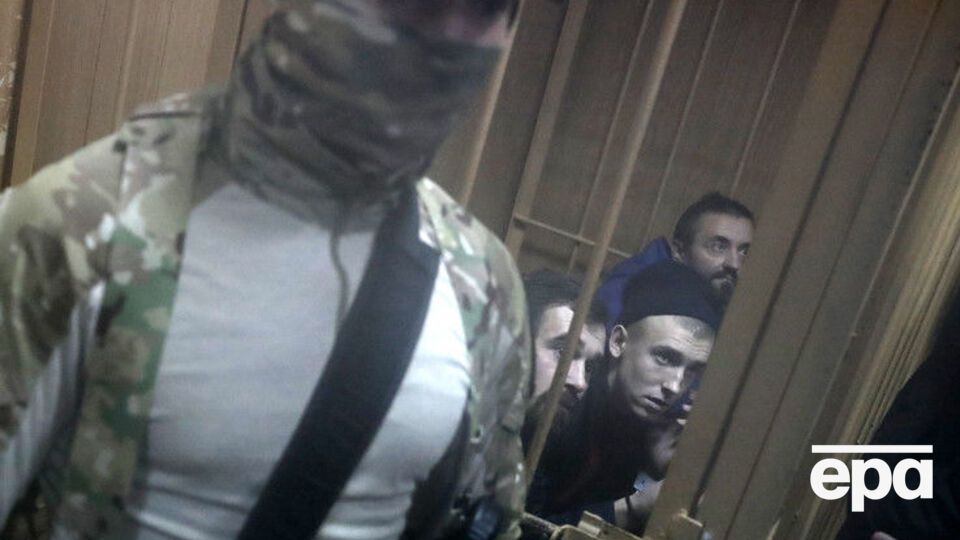 Близкие моряков приехали в Москву для участия в заседании суда