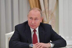 У 2013 році Путін оголосив про розлучення з дружиною Людмилою