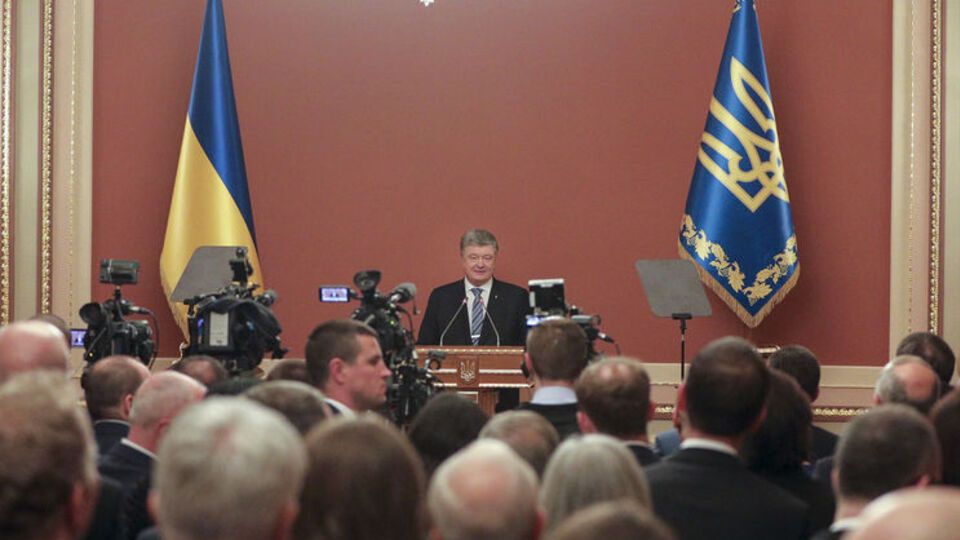 Встреча Порошенко с иностранными дипломатами прошла в Киеве