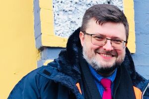 Доманський додав, що у справі 2013 року, у межах якої відбувалися обшуки, він виступав як адвокат