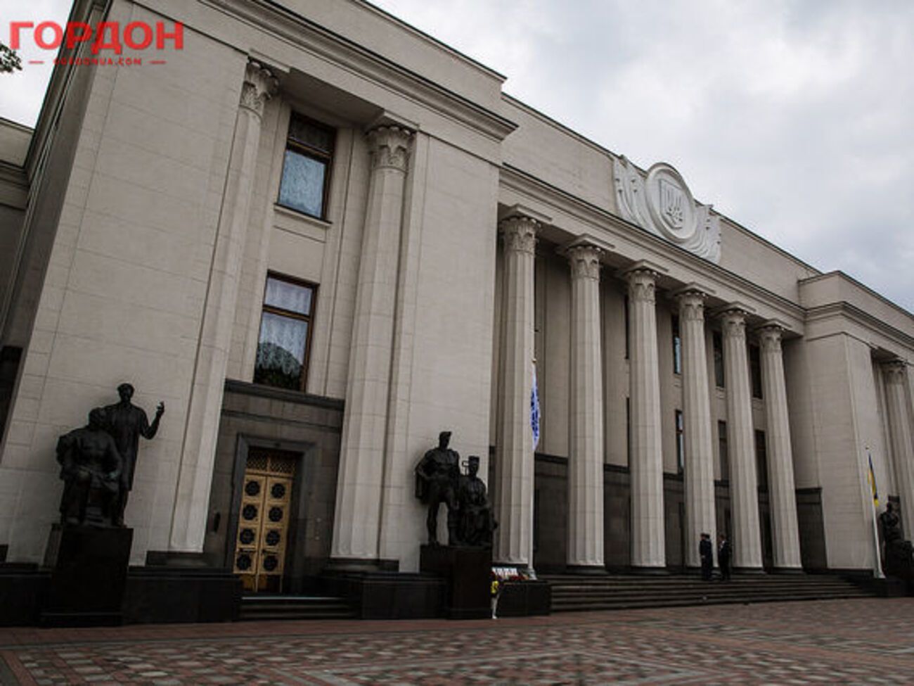 Рада розгляне проект закону про надання переселенцям права голосувати на виборах мерів і місцевих рад