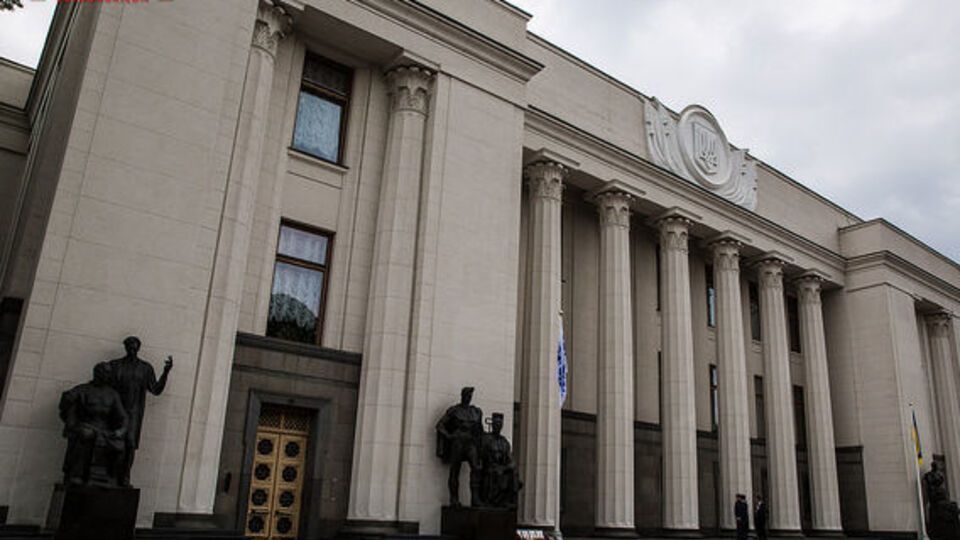 Рада розгляне проект закону про надання переселенцям права голосувати на виборах мерів і місцевих рад