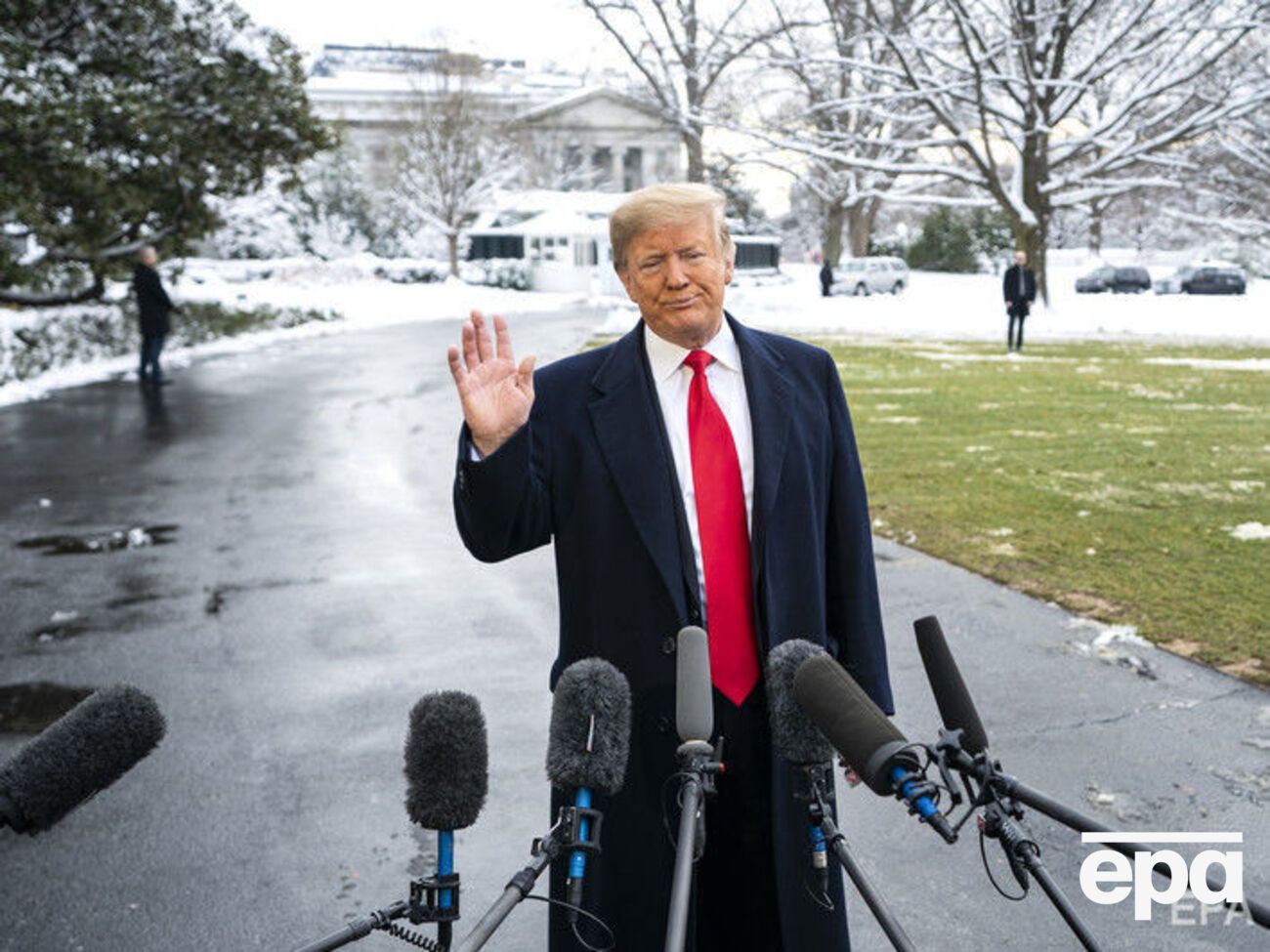 Трамп запретил конгрессменам лететь в Афганистан на военном самолете