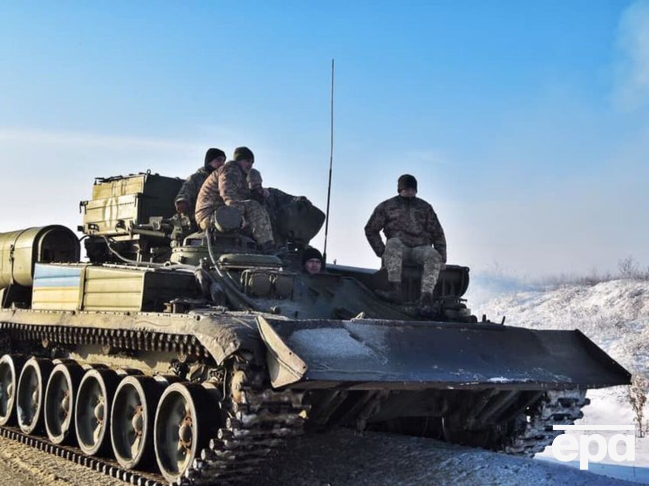 Украинские военные в ответ на провокации боевиков применяли дежурные огневые средства