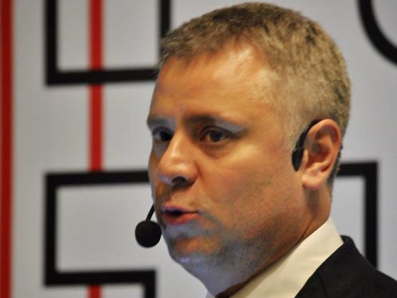 Витренко: Решение о заморозке активов "Газпрома", поскольку они не нашлись в Швейцарии, суд в Швейцарии отменил