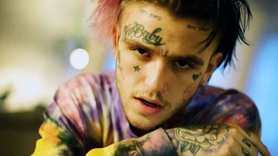 У ролику показали архівний відеозапис Lil Peep