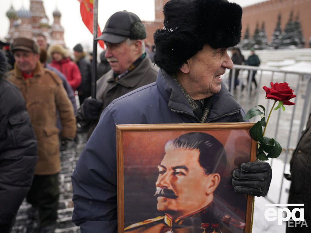 45% опрошенных россиян испытывают чувство стыда и&nbsp;огорчения из-за разрушения СССР