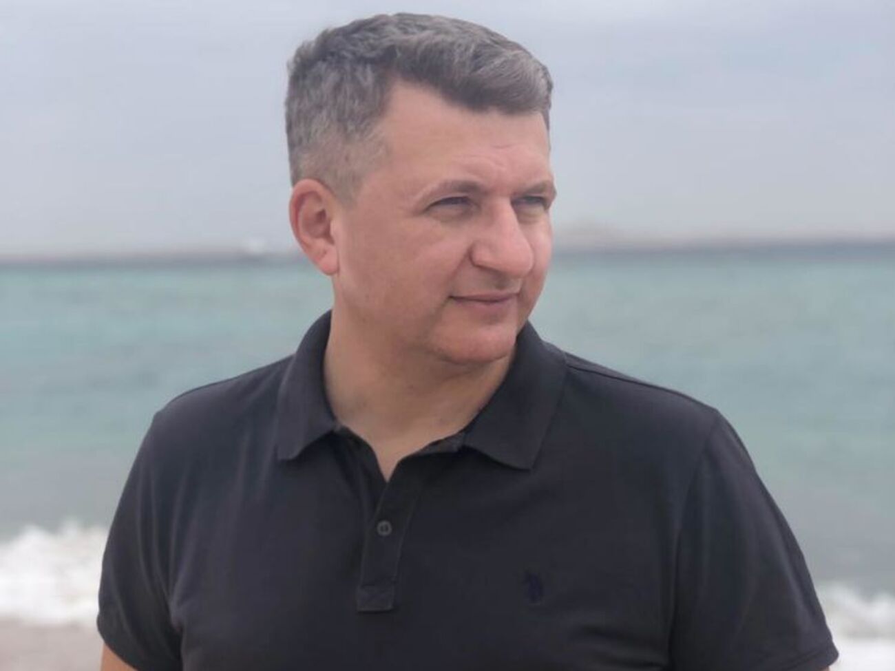 Зеленский встал на путь политика, а здесь работают другие законы и форматы. И здесь нет места эмоциям или психам