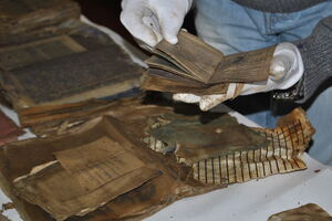 Мужчины передали находку в музей