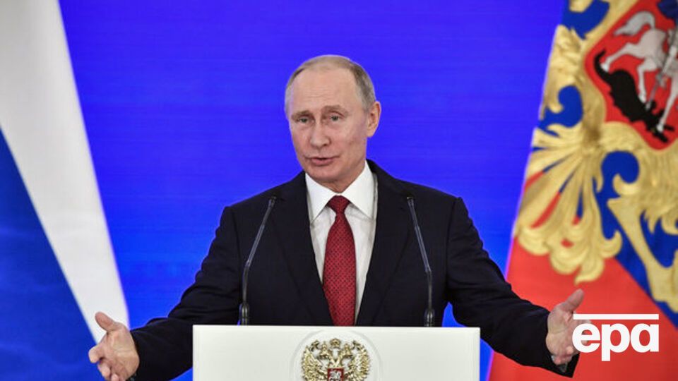 Рейтинг схвалення Путіна майже вдвічі вищий, ніж рейтинг довіри