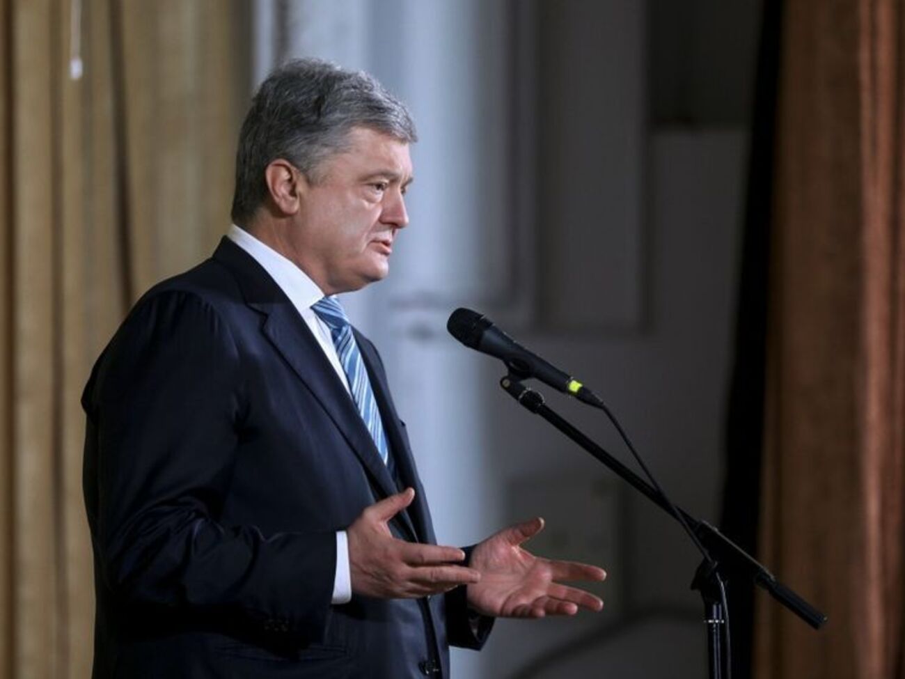 Порошенко: У цьому контракті був обов'язок купувати 50 млрд м³