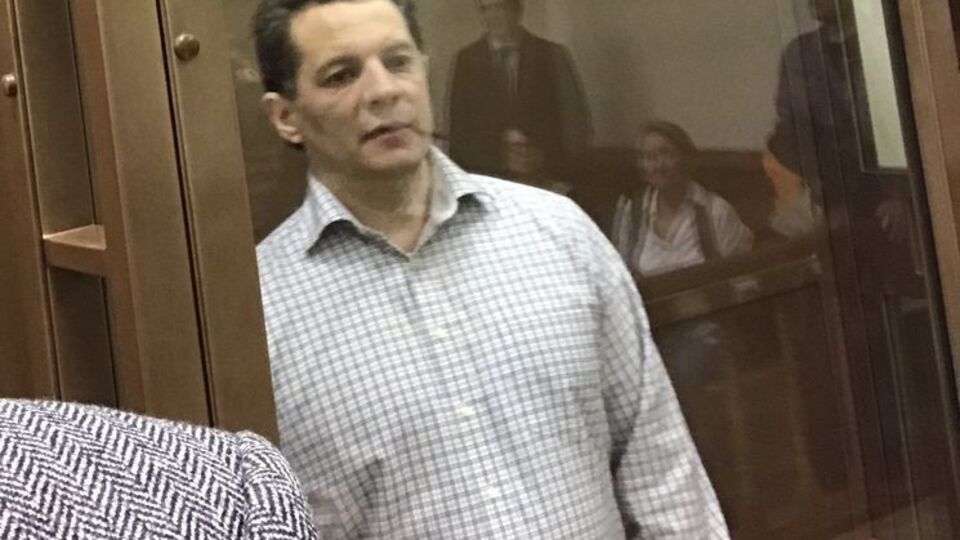 Сущенко приговорили в РФ к 12 годам колонии строгого режима