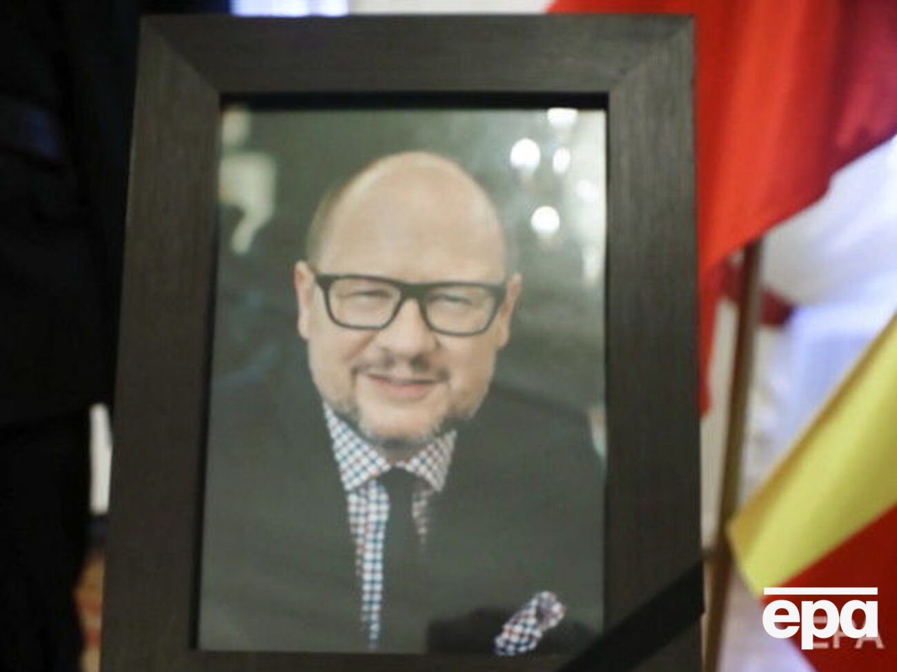 Сегодня в Польше похоронят Адамовича