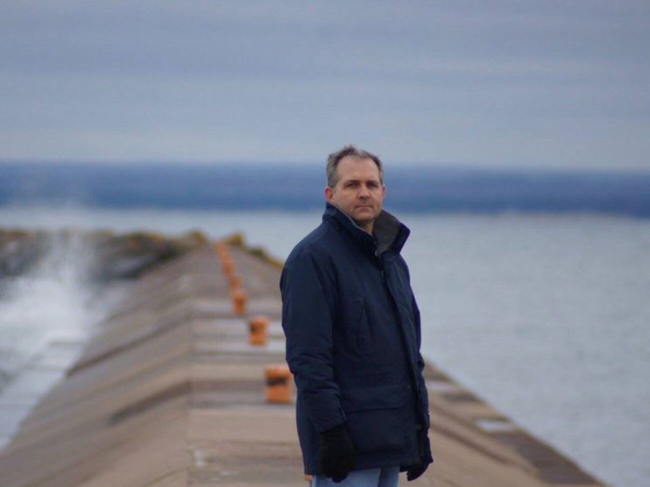 Уилан поехал в Москву на свадьбу друга, но оказался за решеткой