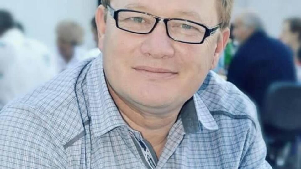 Різа Асанов: Мені ніхто не видав жодного підтвердження про мою заяву. Видали корінець, що я її здав