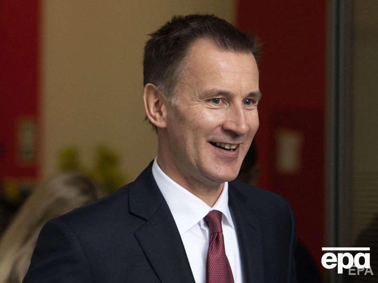 По словам Ханта, если Великобритания не покинет ЕС в ближайшие несколько месяцев, могут быть "разрушительные социальные последствия"