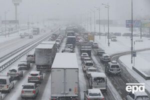 В Україні можливі хуртовини, налипання мокрого снігу, ожеледиця і приріст снігового покриву