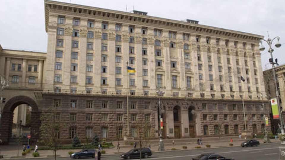 В КГГА сообщили о демонтаже рекламы в Киеве