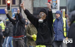 Протесты "желтых жилетов" длятся с середины ноября