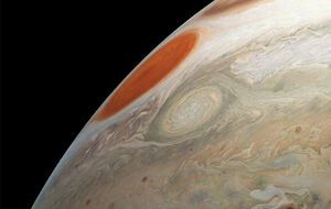 NASA показало новые снимки Юпитера