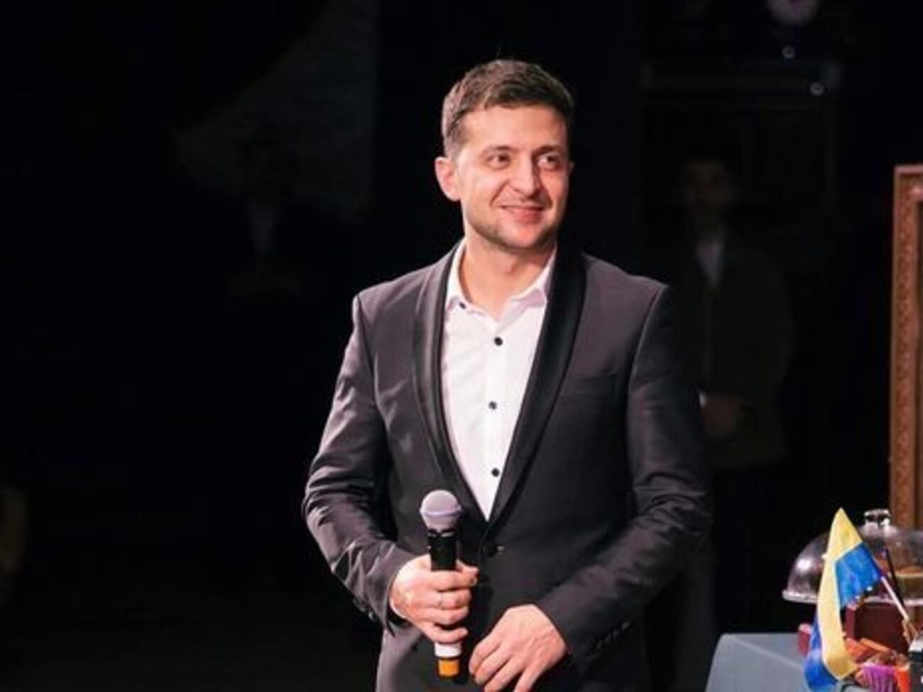 У сюжеті програми "Схеми" від 17 січня 2019 року йшлося, що Зеленський і далі веде кінобізнес у Росії