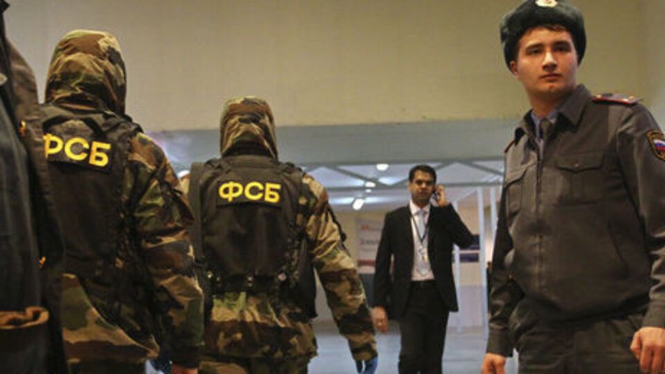 Правоохоронці вже перевірили більшість установ, куди надійшли повідомлення про мінування
