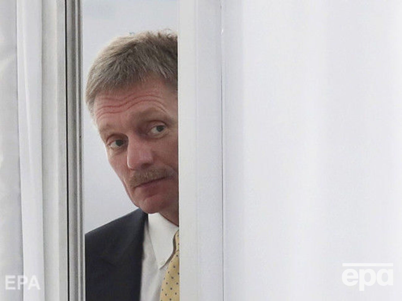 Пєсков: В адміністрації президента до нових санкцій ставляться негативно