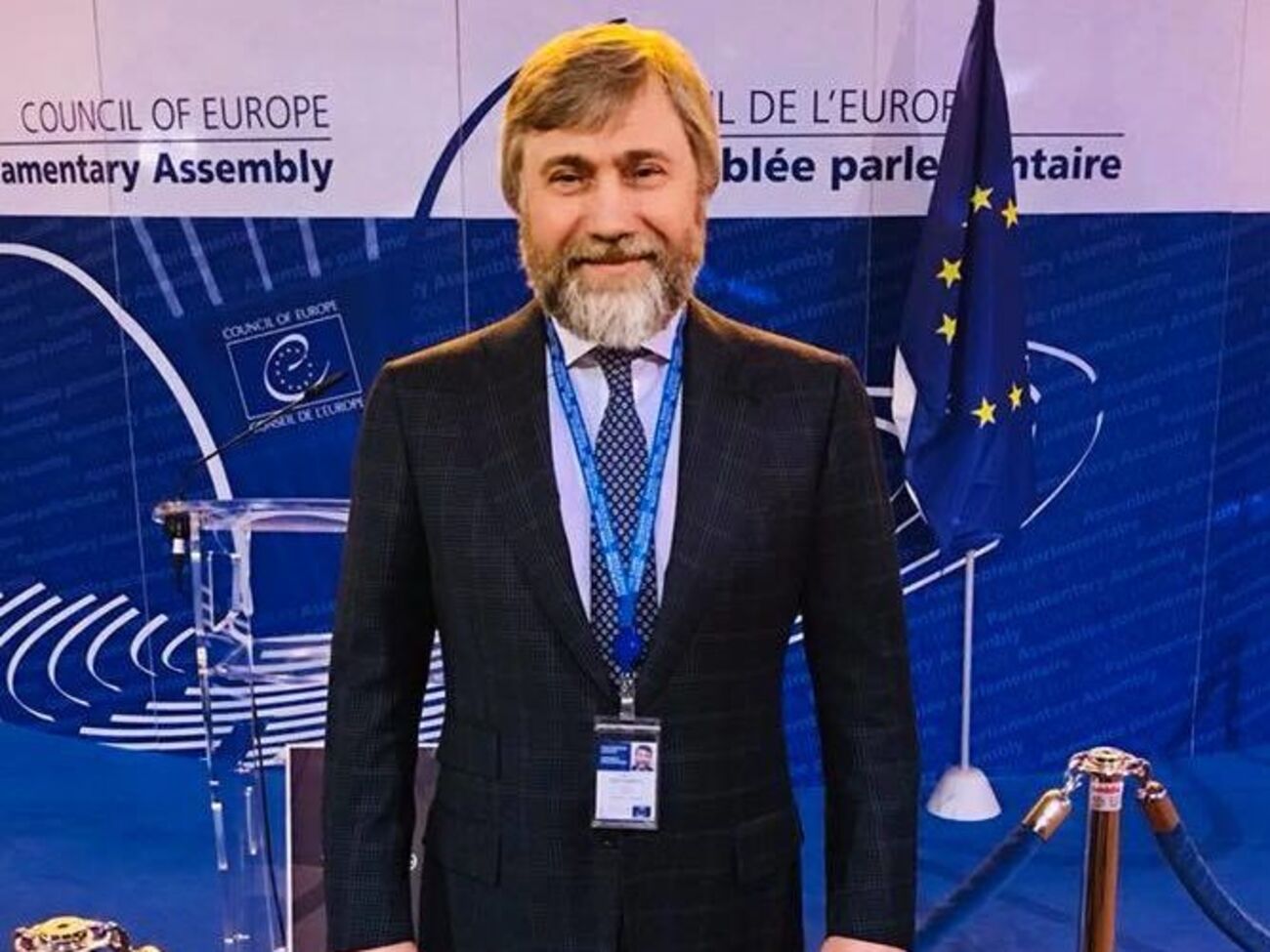Новинський заявив про порушення права на свободу віросповідання в Україні