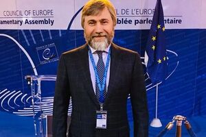 Новинский заявил о нарушении права на свободу вероисповедания в Украине
