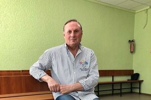 Суд продлил арест Ефремову в 15-й раз