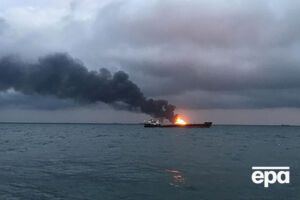За наявними даними, пожежа почалася під час перекачування пального
