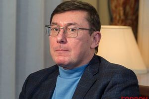 Юрий Луценко: Как я обидел общество, когда генпрокурором назначили человека без юридического образования? До меня на этой должности были профессора, доктора юридических наук – что это дало?