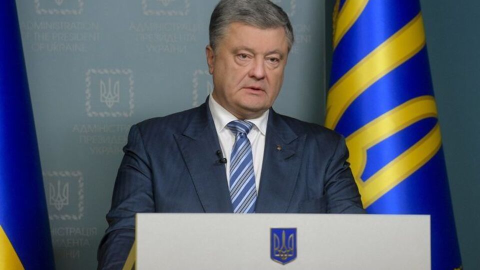 Порошенко: Восстановление экономического роста скажется и на восстановлении уровня жизни