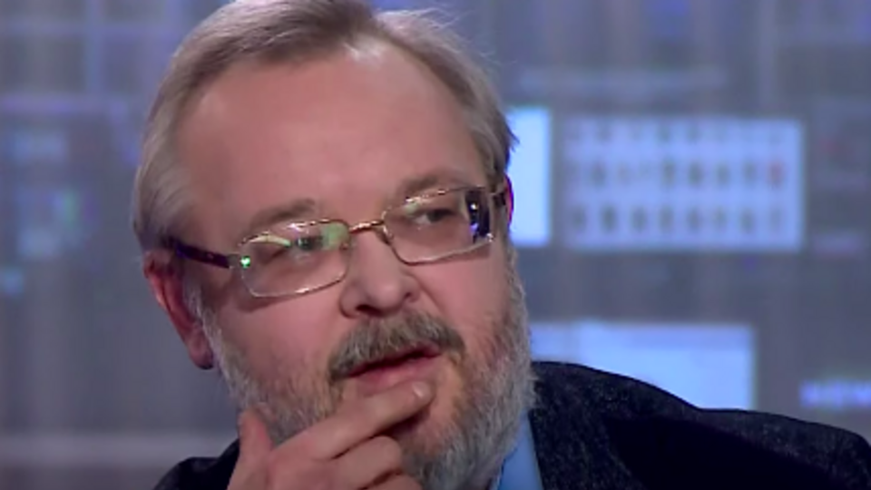 Андрей Ермолаев: Гордыня приведет к тому, что нужный процент в первом туре будет распылен, растаскан по вашим партийным квартирам