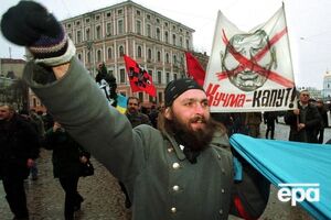 В начале 2001 года по Украине прокатилась волна антипрезидентских выступлений