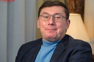Луценко: Я вже говорив: друзі, як вітер, друзі, як лікувальна грязь, але найголовніше, друзі – як повітря