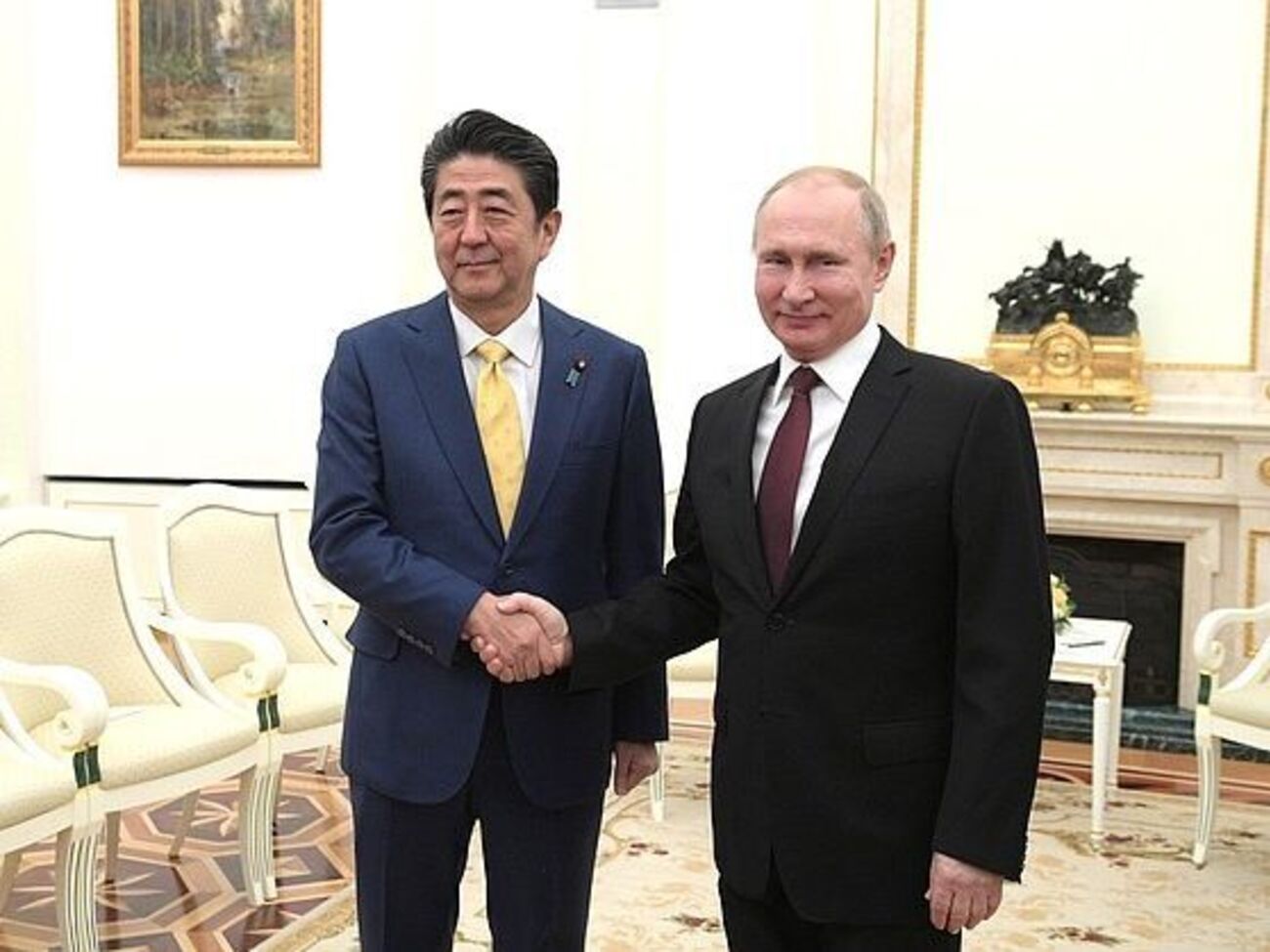 Абе і Путін провели переговори 22 січня
