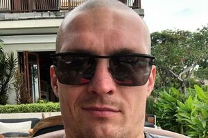 Усик признан лучшим боксером 2018 года по версии World Boxing Association и спортивного издания BoxingScene