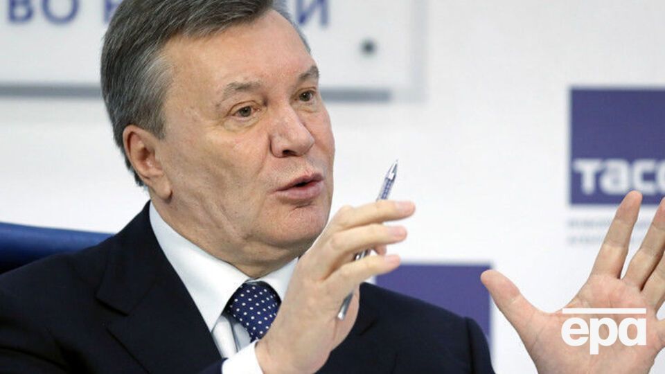 После бегства из Украины в феврале 2014 года Янукович проживает в России