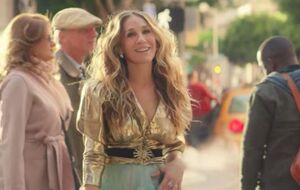 Сара Джессика Паркер воспроизвела сцену из сериала "Секс и город"