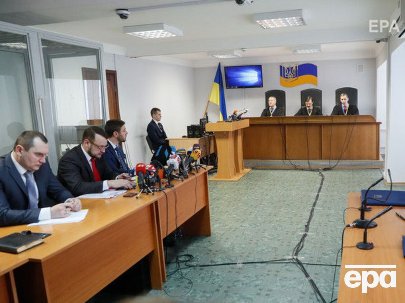 Оболонський суд завершив розгляд справи про держзраду Януковича